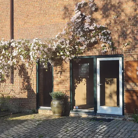 Vakantiewoning In Monumentale Boerderij Met Yurt Eckelrade
