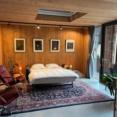 Nyaraló Vakantiewoning In Monumentale Boerderij Met Yurt Eckelrade