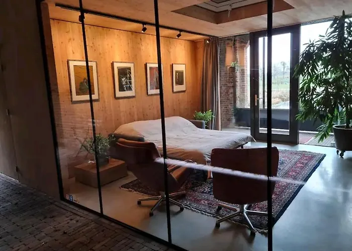 Vakantiewoning In Monumentale Boerderij Met Yurt *