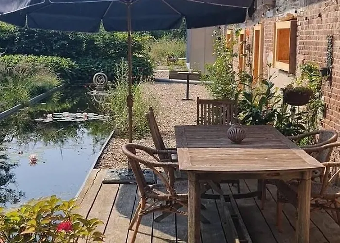 Сasa de vacaciones Vakantiewoning In Monumentale Boerderij Met Yurt *