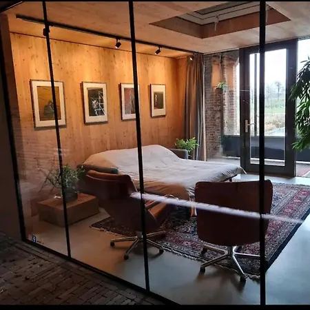 Vakantiewoning In Monumentale Boerderij Met Yurt *