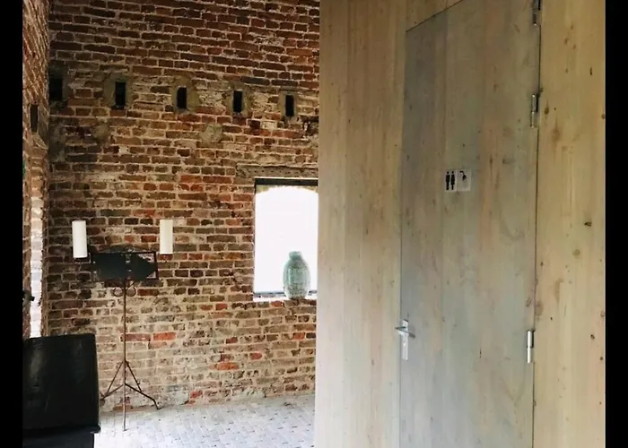 Vakantiehuis Vakantiewoning In Monumentale Boerderij Met Yurt