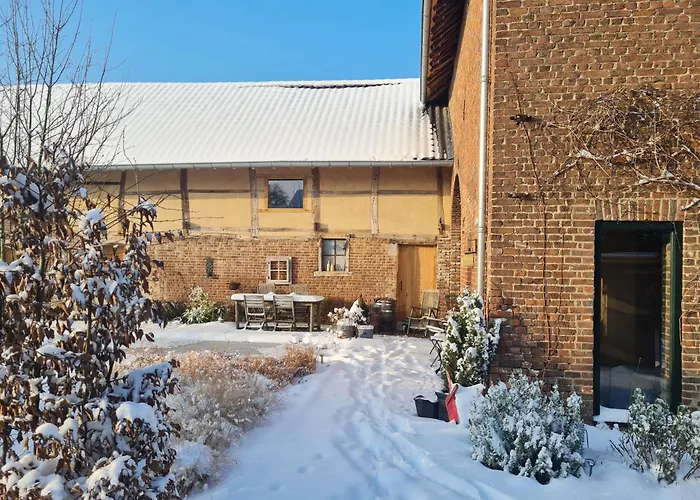 Vakantiehuis Vakantiewoning In Monumentale Boerderij Met Yurt *